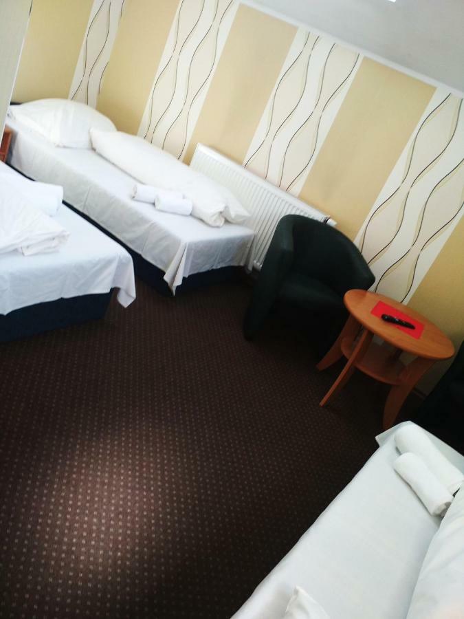 Motel Sawik Dziekanowice Lednogora Exterior foto